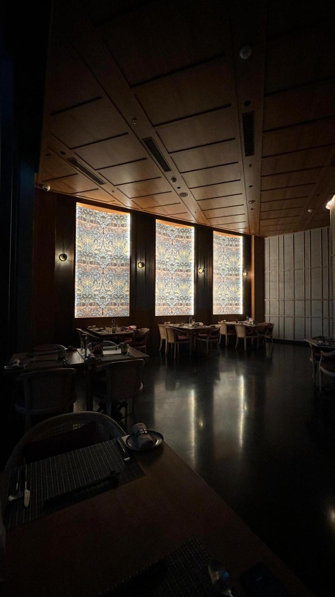 ホテル Courtyard By Marriott ナーシク エクステリア 写真