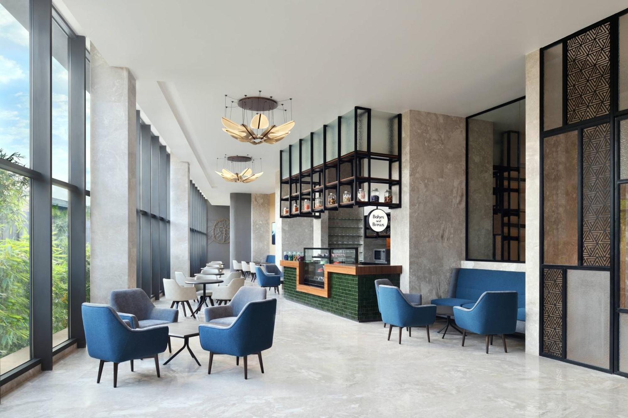 ホテル Courtyard By Marriott ナーシク エクステリア 写真